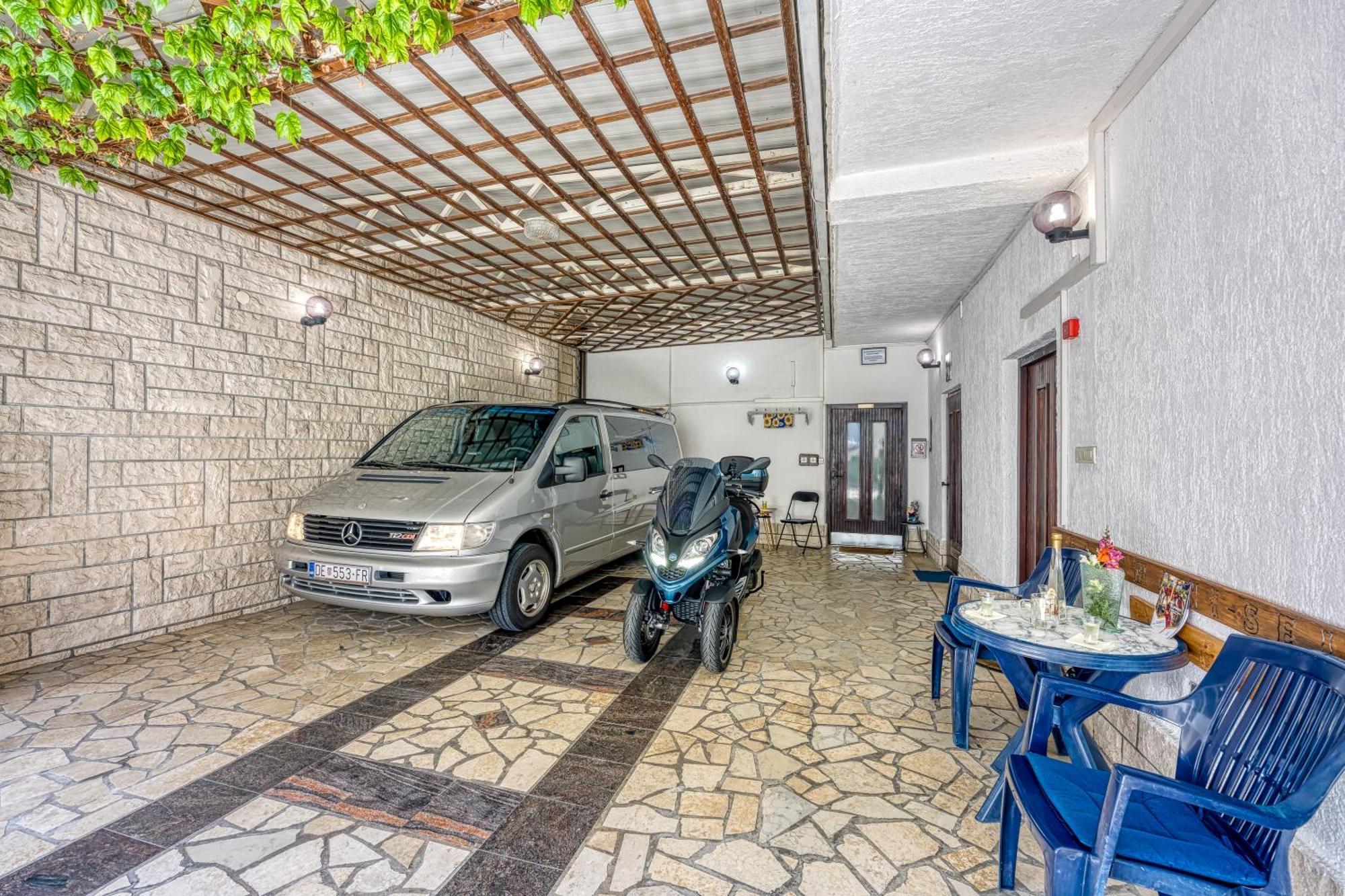 Apartments Cindric Selce Kültér fotó